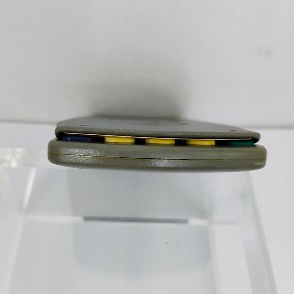 Texas Instruments Calculator Needs work for parts - Picture 11 of 13